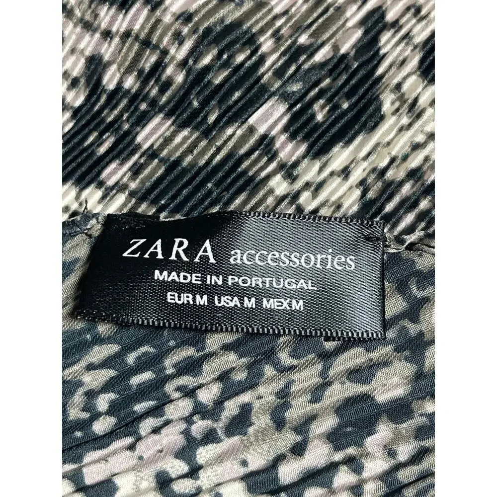 Zara Women's Black Snakeskin Animal Print Pleated Shawl Neck Scarf Wrap OS